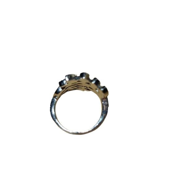 Beautiful Olive Blanch Crystal style fashion ring L4 - Picture 4 of 4